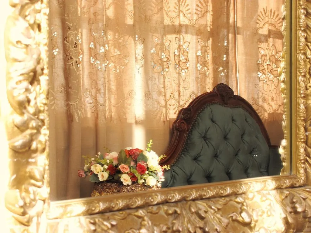 Apartment Old Street Dadiani 7 Tbilisi