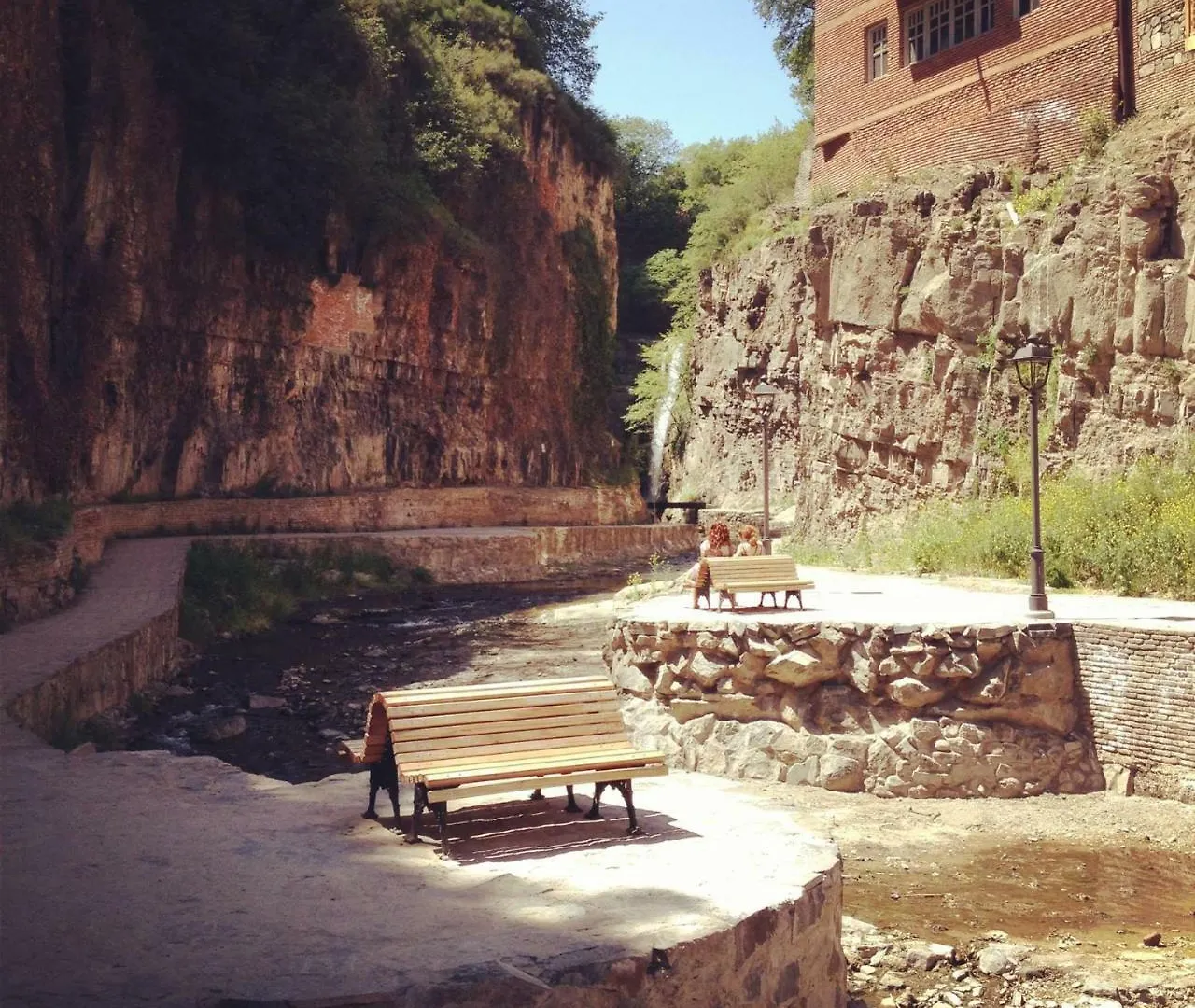 Apartment Old Street Dadiani 7 Tbilisi